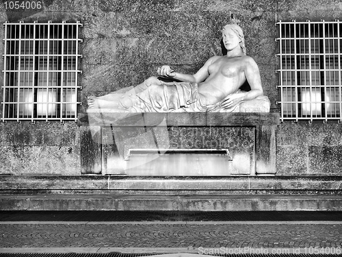 Image of Dora Statue, Turin