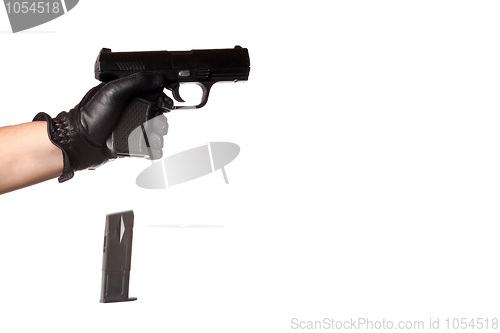 Image of Dropping a Handgun Clip