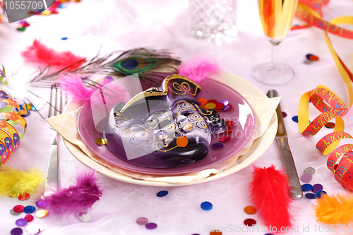 Image of Carnival and party place setting