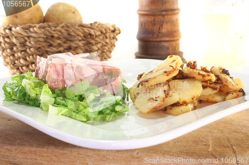 Image of Fried potatoes with jelly