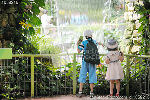 Image of Children at the entrance to the country of flowers