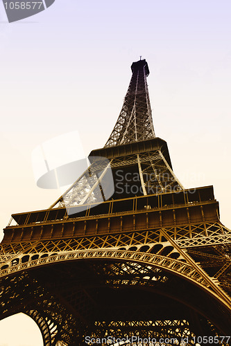 Image of Eiffel Tower 