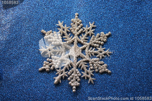 Image of Sparkling Snowflake Ornament