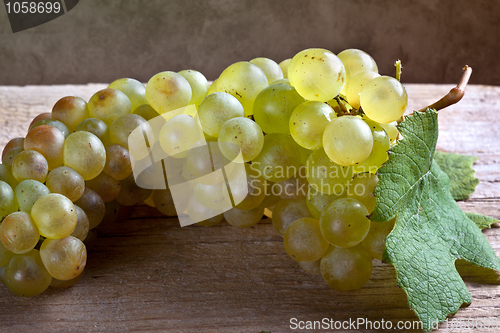 Image of White Grapes