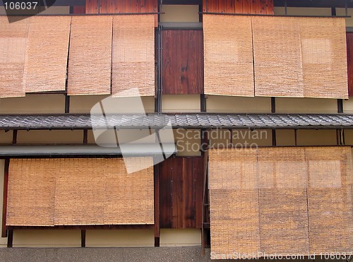 Image of Gion windows