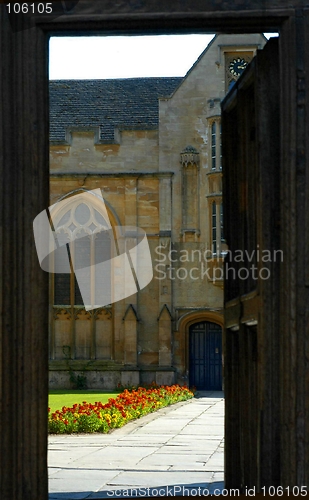 Image of COLLEGE DOOR IN OXFORD