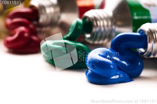 Image of paint tubes