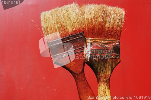 Image of dirty paintbrushes