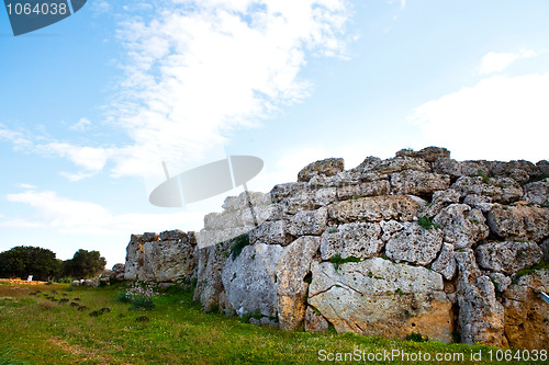 Image of Ggantija temple remains in Gozo