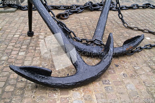 Image of Anchors an chains