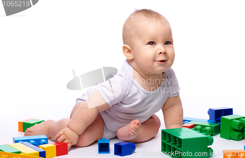 Image of Little boy with building bricks