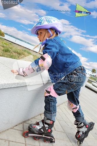 Image of child on in-line skates