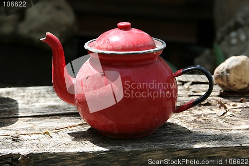 Image of Old  red   kettle