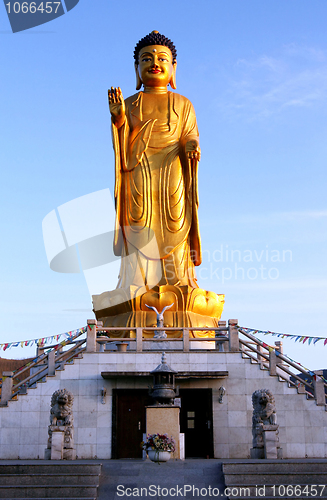 Image of Buddha statue