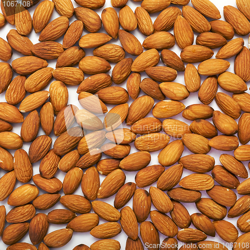 Image of almonds