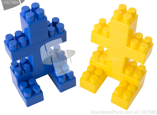 Image of Figures made of the meccano