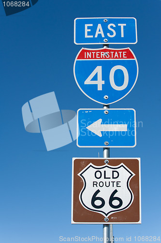 Image of I-40 signs in Texas