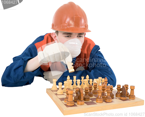 Image of Builder play in chess