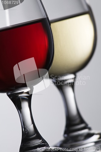 Image of Red and white wine