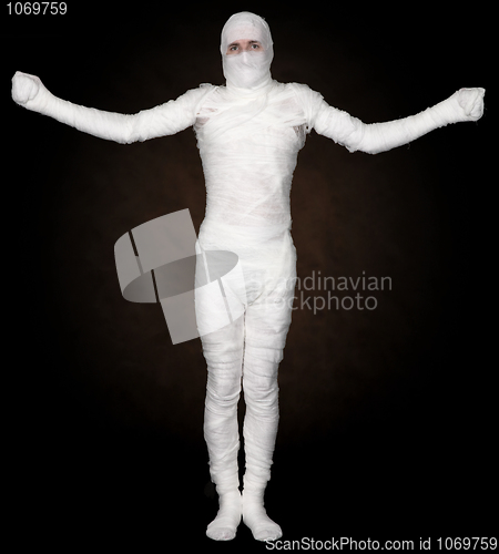 Image of Man in bandage 