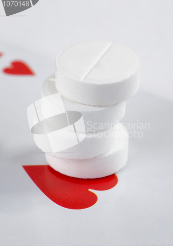 Image of Roll of tablets and heart