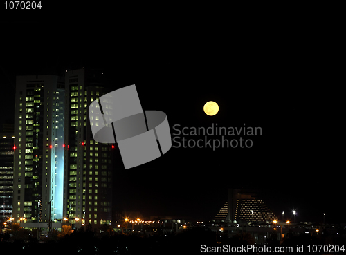 Image of Moonrise Doha