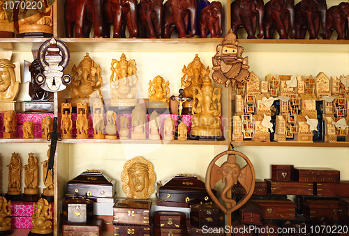 Image of Indian handicraft display