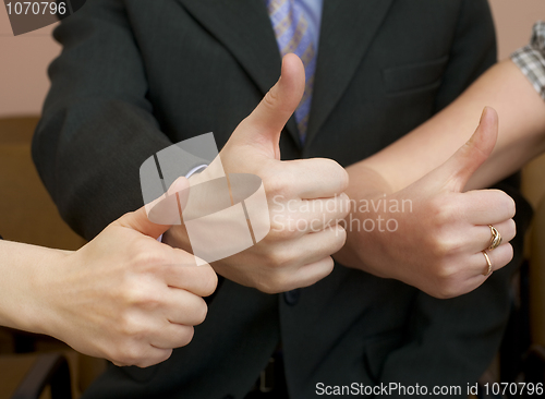 Image of Team show thumb up