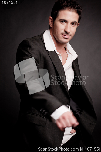 Image of Man wearing suit
