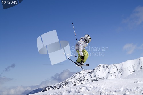 Image of Freestyle skiing