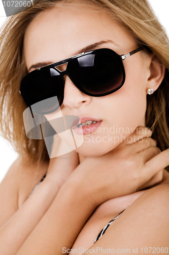 Image of Fashion shot of a beautiful women with sunglasses