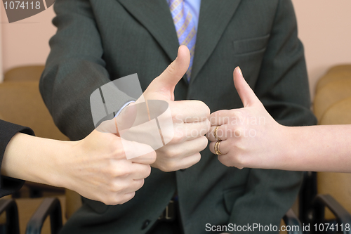 Image of Team show thumb up