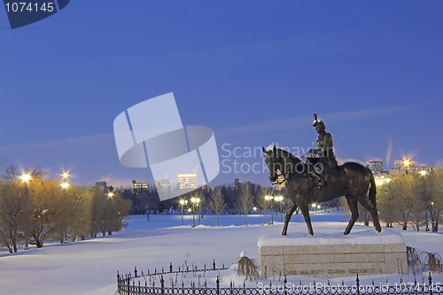 Image of Statue of her Majesty Queen Elizabeth II