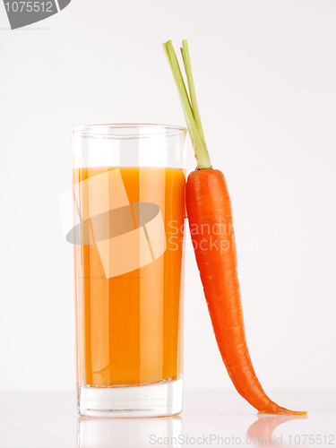 Image of Fresh carrot juice 