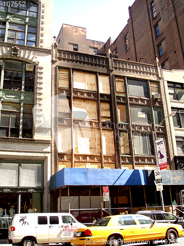 Image of ghetto NYC building