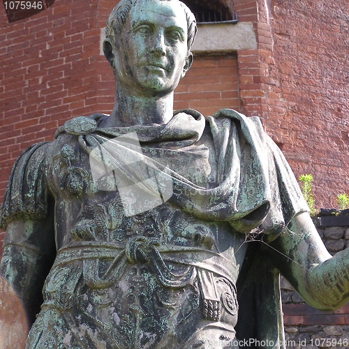 Image of Roman statue