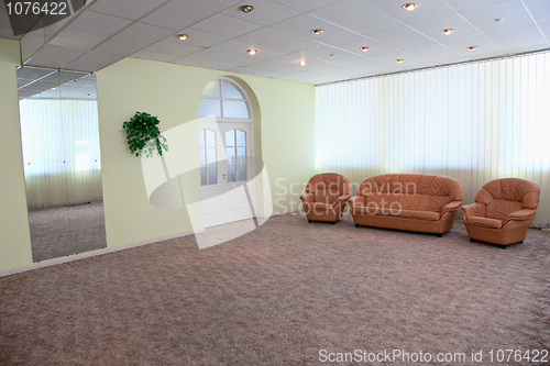 Image of Hall for celebratory ceremonies with a sofa and armchairs