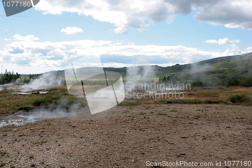 Image of Damp pouring out from the earth