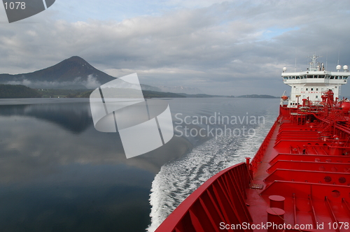 Image of Ship and Mountain