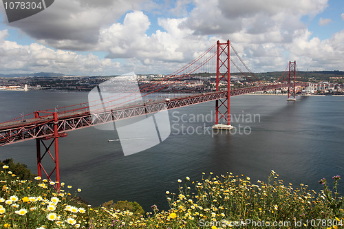 Image of Ponte 25 de Abril in Lisbon