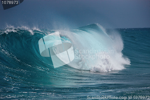 Image of Ocean wave 