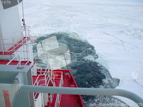 Image of Ship in Ice