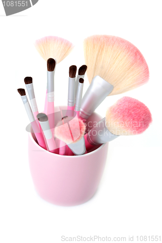 Image of make-up brushes