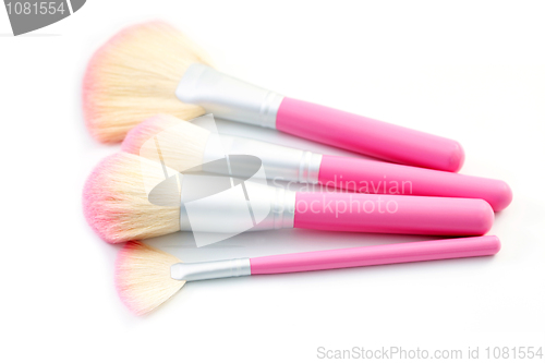 Image of make-up brushes