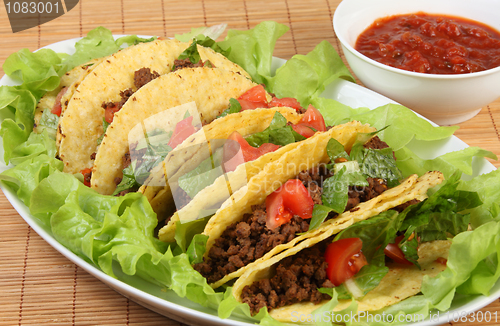 Image of Tacos and salsa horizontal