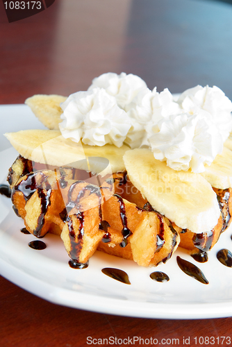 Image of Waffle with banana