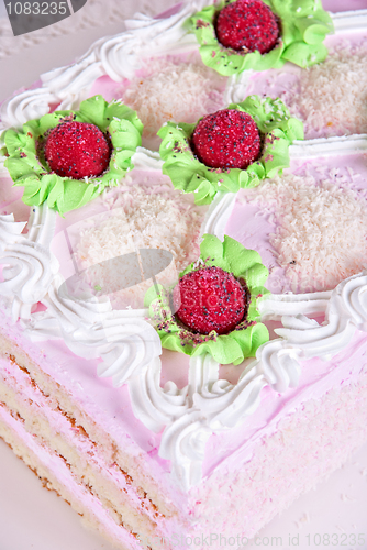 Image of cream strawberry cake