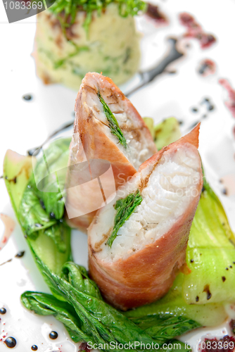 Image of pike perch at bacon