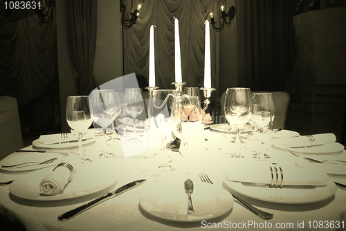 Image of Dining table 