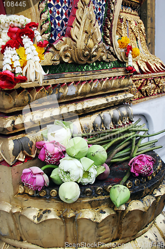 Image of Flowers on an alter
